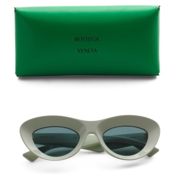 BOTTEGA VENETA 51mm Cat Eye Fashion Sunglasses - Main Image